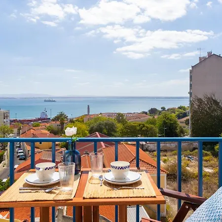 Flh Beato River View With Balcony Apartment Lisbon
